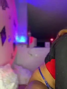 Ame Desire online show from March 2026 11:41:01 PM