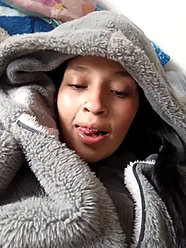 Candy-Blu online show from April 2026 09:08:02 PM