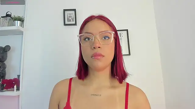 Im Scarlett  online show from March 2026 06:24:01 PM