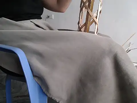 Maila88a online show from April 2026 12:27:01 AM