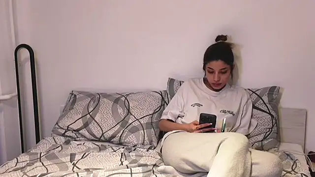 sweelexy online show from April 2026 12:39:01 AM