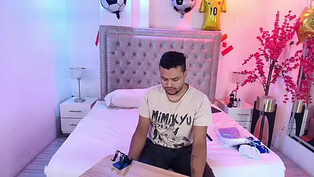 TarlyWho online show from July 2026 11:28:02 AM