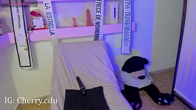 CherrySeraphine1 online show from March 2026 05:18:02 PM