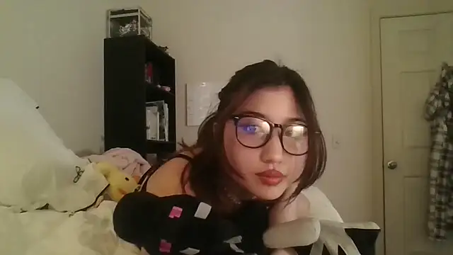 Silverbabyyy2007 online show from March 2026 04:23:01 AM