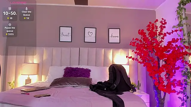 Kiara Kismet  online show from March 2026 09:21:01 PM