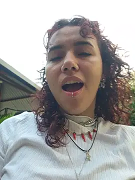 Isabella Stark online show from March 2026 11:37:02 AM