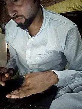 rockmen04 online show from April 2026 07:11:01 AM