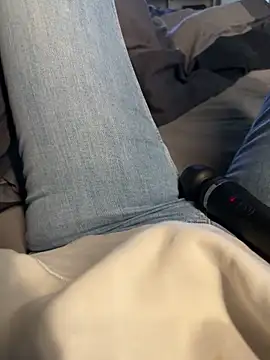 aleexii s online show from March 2026 07:20:02 PM