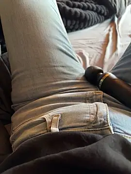 aleexii s online show from April 2026 11:46:02 AM