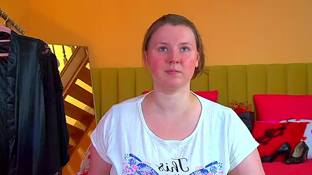 MelodyMoores online show from May 2026 06:40:02 AM