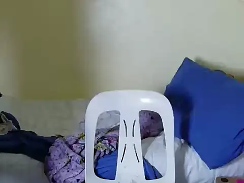 celest yummy online show from March 2026 12:41:02 AM