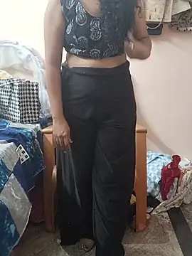 Sunitha28 online show from March 2026 04:29:02 PM