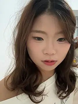 Smallwood 29 online show from March 2026 05:05:02 PM