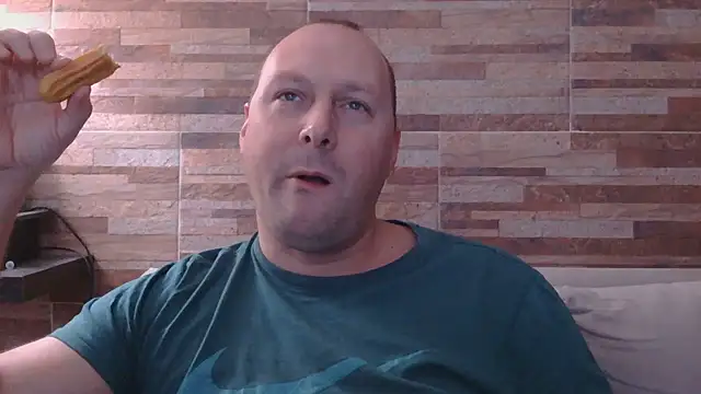 lustonfan online show from June 2026 09:28:01 PM