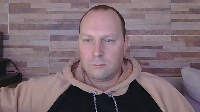 lustonfan online show from August 2026 12:41:01 PM