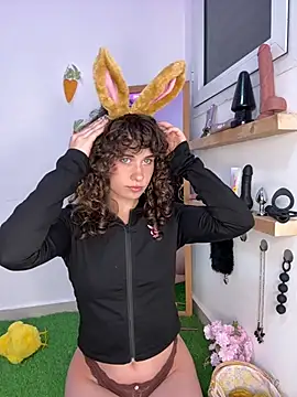 Alissa-Kissa online show from April 2026 05:43:02 PM