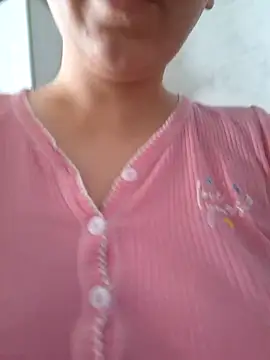 Emi hot1 online show from March 2026 06:40:01 AM