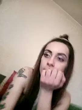 Snapshot of chiara-mario chatting on May 2026 01:38:01 PM chiara-mario online show from May 2026 01:38:01 PM