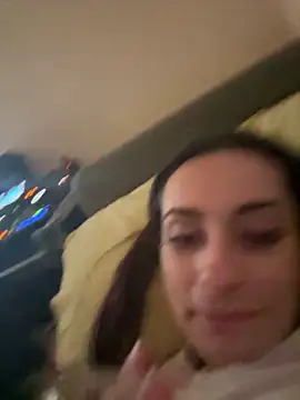 Snapshot of chiara-mario chatting on May 2026 04:48:01 PM chiara-mario online show from May 2026 04:48:01 PM
