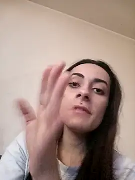 Snapshot of chiara-mario chatting on May 2026 07:06:02 AM chiara-mario online show from May 2026 07:06:02 AM