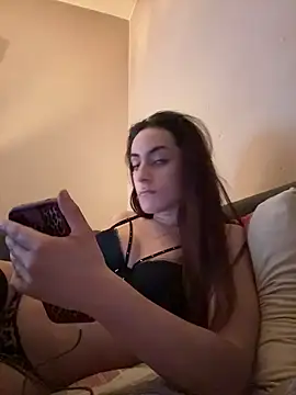 Snapshot of chiara-mario chatting on May 2026 06:20:01 PM chiara-mario online show from May 2026 06:20:01 PM