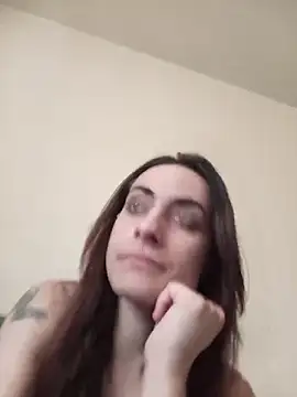 Snapshot of chiara-mario chatting on June 2026 07:47:02 AM chiara-mario online show from June 2026 07:47:02 AM