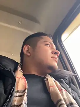 OliverTabordaa online show from March 2026 07:39:01 PM