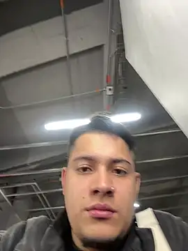 OliverTabordaa online show from April 2026 01:11:02 AM