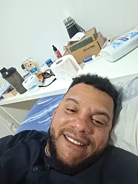 Cubanitos10 online show from March 2026 11:44:01 PM