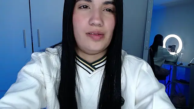 Lucy engel online show from May 2026 01:36:01 AM