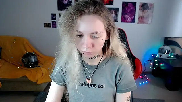 Nica Kawaii online show from April 2026 08:34:02 AM