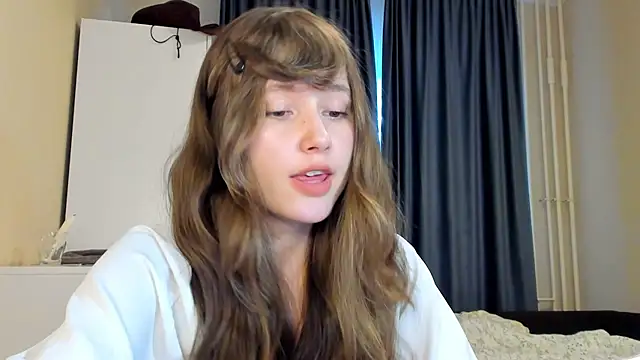 Snapshot of MaryannSofts chatting on July 2026 02:54:01 PM MaryannSofts online show from July 2026 02:54:01 PM