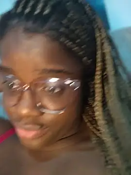 YourLiaa  online show from March 2026 02:04:02 AM