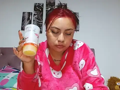 Snapshot of nahomy05 chatting on March 2026 03:35:02 AM nahomy05 online show from March 2026 03:35:02 AM