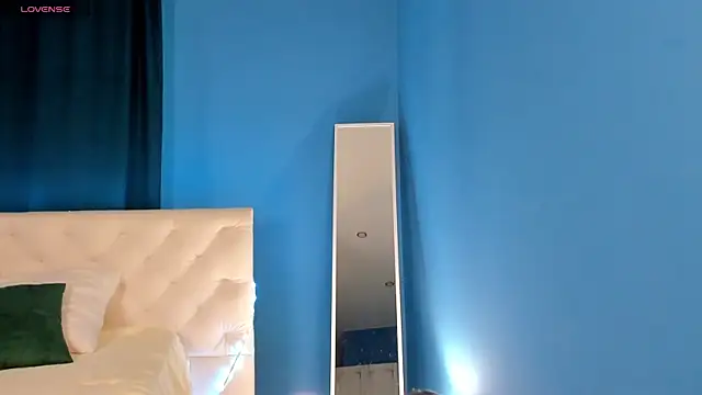 Xenia paradise online show from April 2026 12:37:01 AM