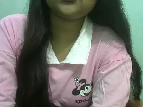 NayraG online show from March 2026 05:17:02 PM