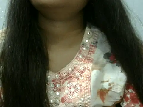 NayraG online show from March 2026 07:48:01 PM