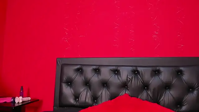 ailyn-17 online show from March 2026 09:33:01 PM