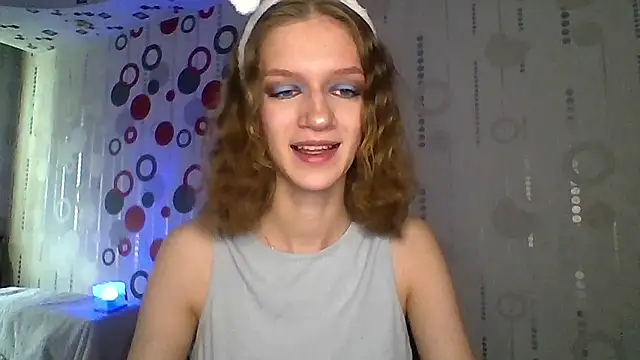 Chrissy Joyful online show from April 2026 05:06:01 AM