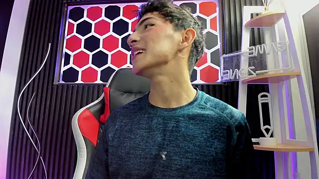 Cristopher Wild online show from March 2026 08:31:01 PM