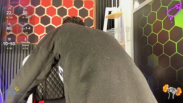 Cristopher Wild online show from April 2026 08:31:02 PM