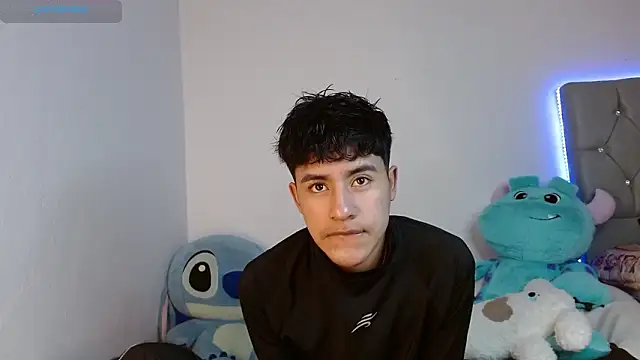 Sebas fire4 online show from March 2026 07:50:01 PM