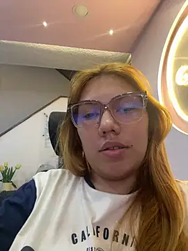 Lia Sterling online show from March 2026 12:15:01 AM