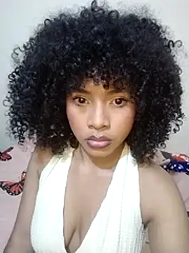 Snapshot of Larita_curly chatting on July 2026 11:09:02 PM Larita curly online show from July 2026 11:09:02 PM