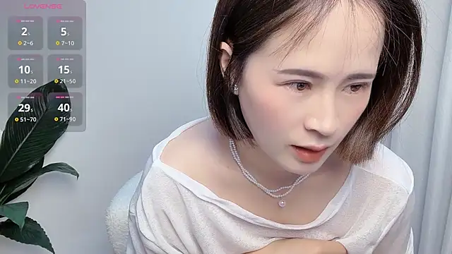 Snapshot of Xiaoyu-99 chatting on April 2026 05:37:01 PM Xiaoyu-99 online show from April 2026 05:37:01 PM