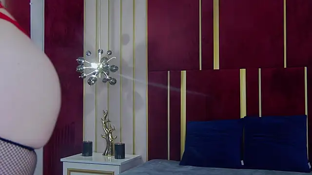 Noir Kitty online show from April 2026 02:08:02 PM