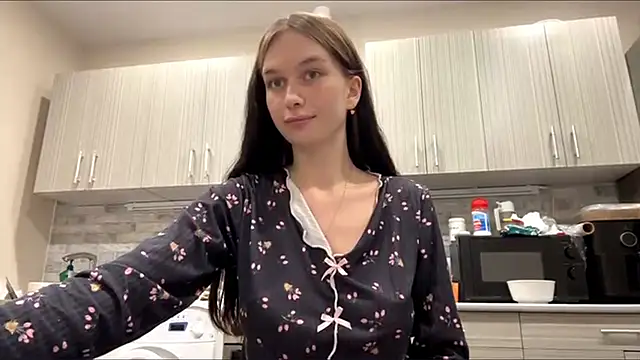 LaraDraggoo online show from March 2026 07:14:02 PM