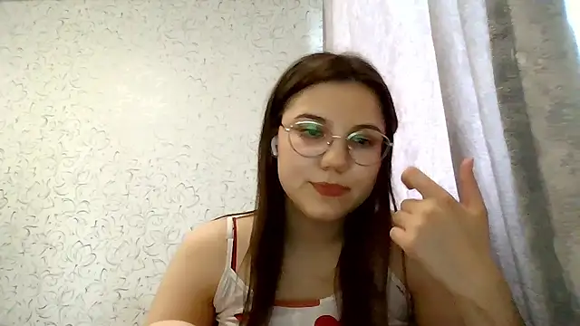 Snapshot of Aurora_Breeze chatting on June 2026 10:51:01 AM Aurora Breeze online show from June 2026 10:51:01 AM