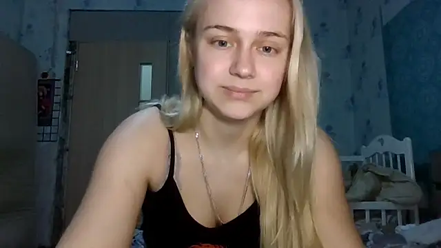 Barbie   girl online show from April 2026 08:18:02 AM