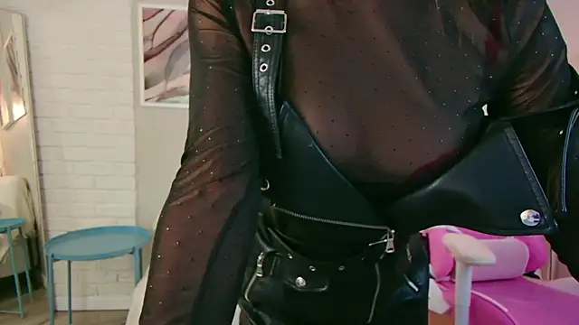 HelenKlark online show from March 2026 05:35:01 AM